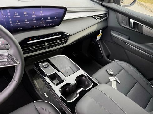 New 2026 Buick Enclave Preferred w/ Super Cruise Package FWD image 30