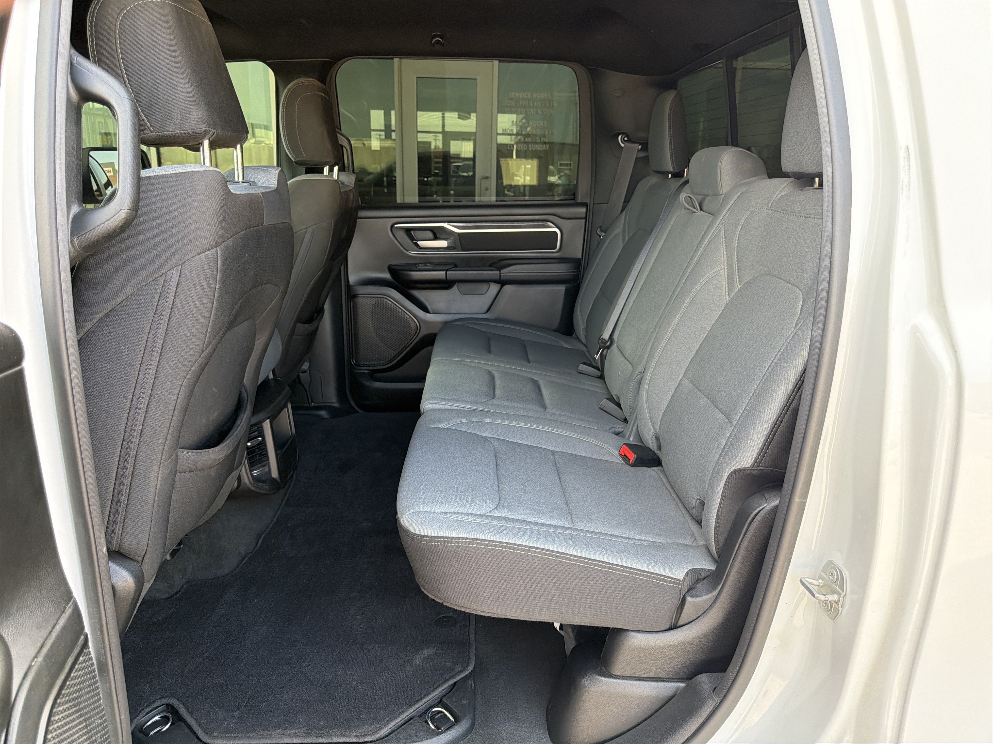 Used 2024 RAM 1500 Big Horn AWD/4WD image 8