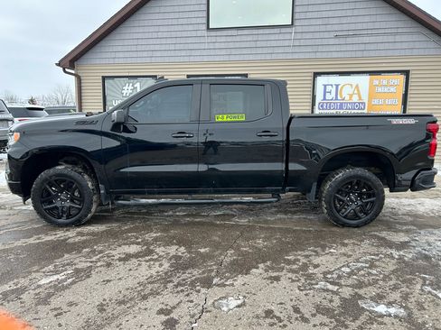 Used 2023 Chevrolet Silverado 1500 LT Trail Boss w/ Convenience Package II image 8