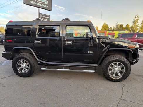 Used 2004 HUMMER H2 w/ Preferred Equipment Group image 7