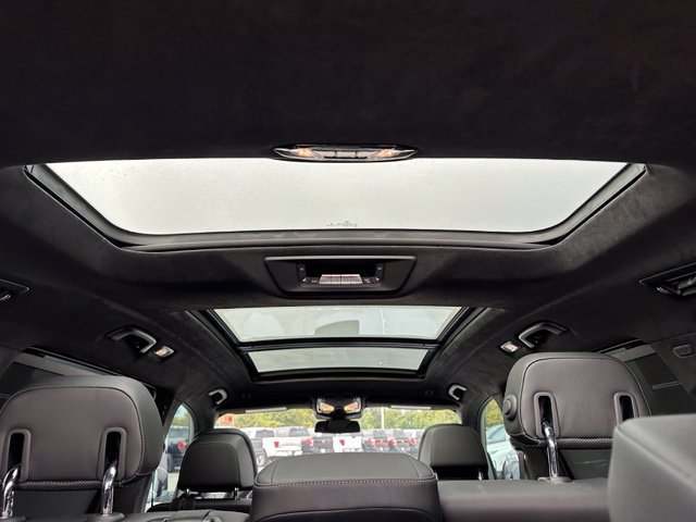 Used 2024 BMW X7 xDrive40i w/ Executive Package AWD/4WD image 14
