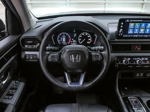 Used 2024 Honda Pilot EX-L image 19
