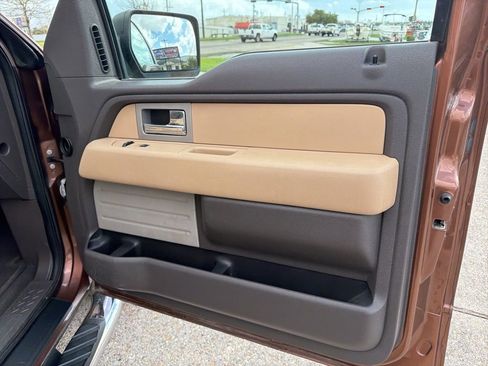 Used 2011 Ford F150 XLT w/ XLT Chrome Pkg image 16