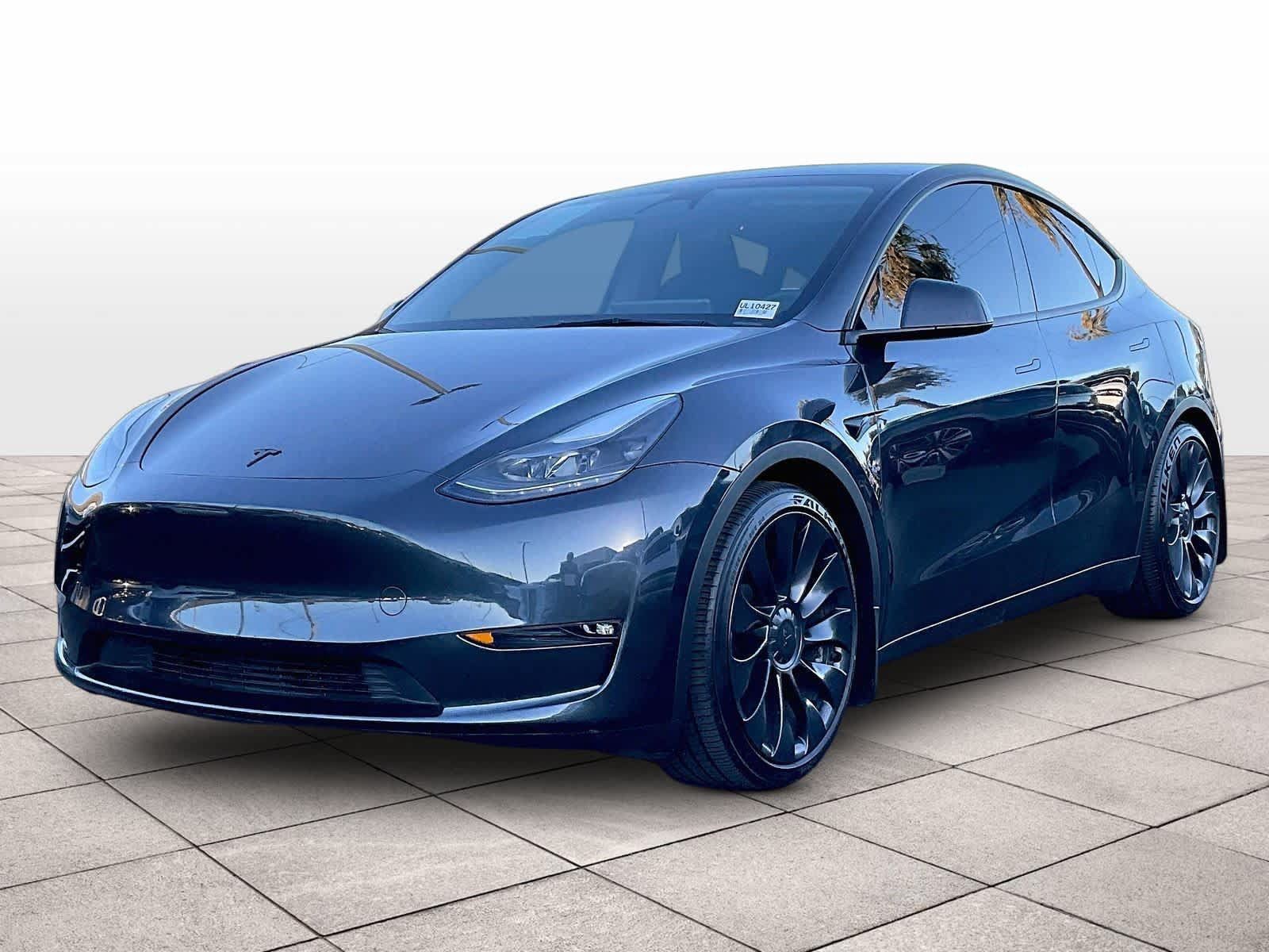 Used 2024 Tesla Model Y Performance AWD/4WD image 1