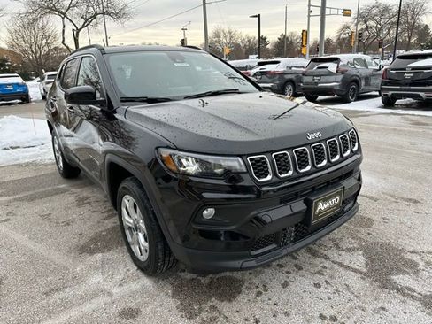 New 2026 Jeep Compass Latitude image 4