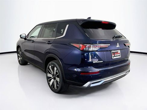 New 2026 Mitsubishi Outlander SE FWD image 23