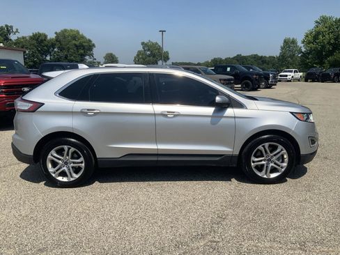 Used 2017 Ford Edge Titanium w/ Equipment Group 301A AWD/4WD image 14