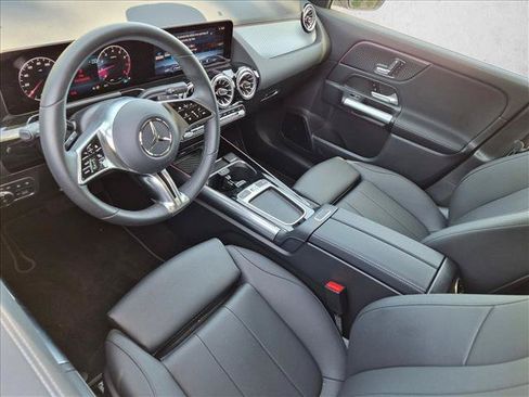 Certified 2026 Mercedes-Benz GLA 250 image 9