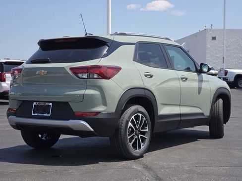 New 2026 Chevrolet TrailBlazer LT w/ Convenience Package FWD image 23