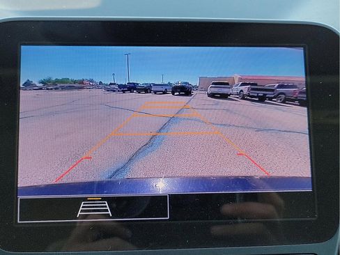 Used 2023 Chevrolet Malibu LT image 14