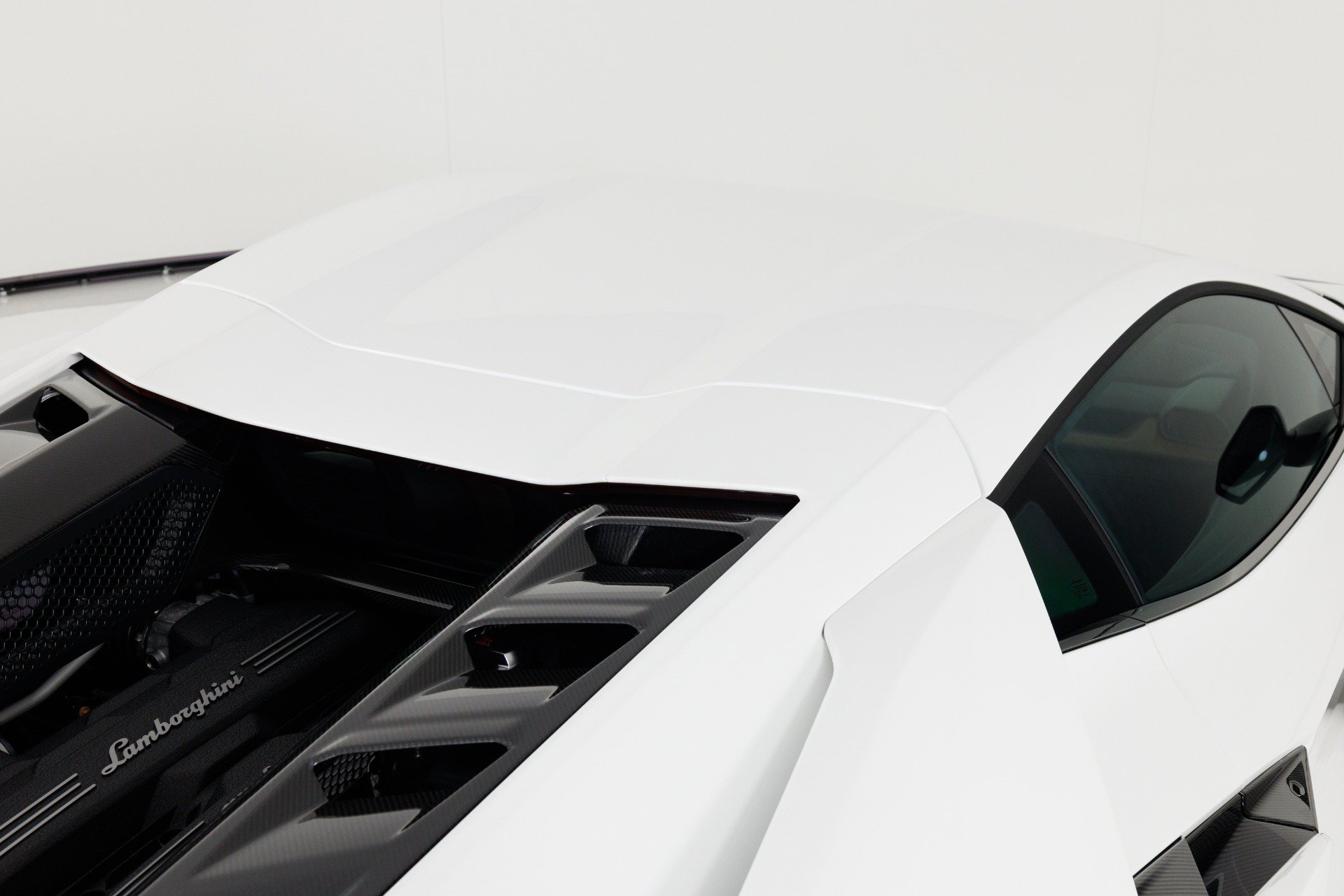 Used 2024 Lamborghini Revuelto AWD/4WD image 76