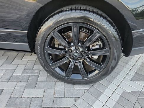 Used 2021 Land Rover Range Rover Westminster Edition image 14