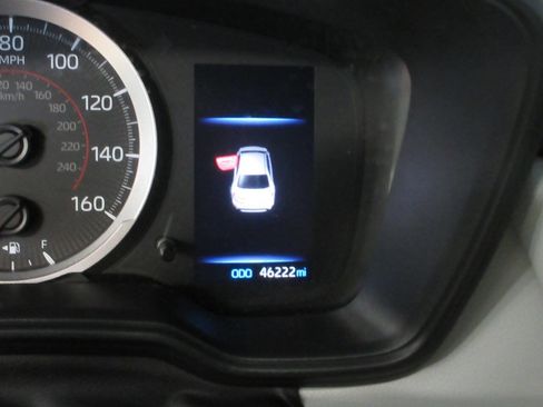 Used 2020 Toyota Corolla SE FWD image 31