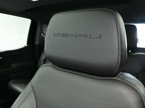 Used 2022 GMC Sierra 1500 Denali w/ Denali Premium Package AWD/4WD image 37