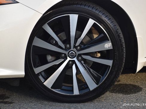 Used 2021 Nissan Altima 2.5 Platinum AWD/4WD image 38