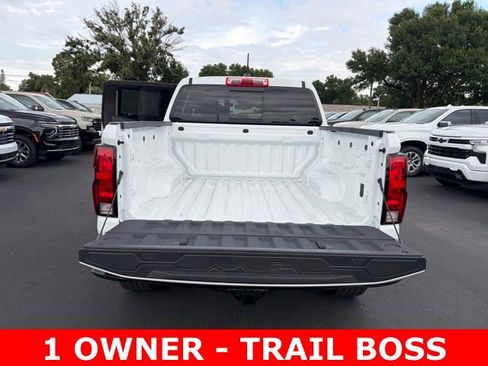 Certified 2025 Chevrolet Colorado Trail Boss AWD/4WD image 16