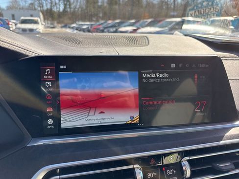 Used 2022 BMW X5 xDrive40i w/ M Sport Package image 30