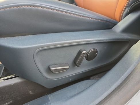 Used 2023 Ford Maverick Lariat w/ Lariat Luxury Package image 44