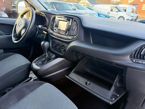 Used 2021 RAM ProMaster City Tradesman w/ Window Group 09 image 24