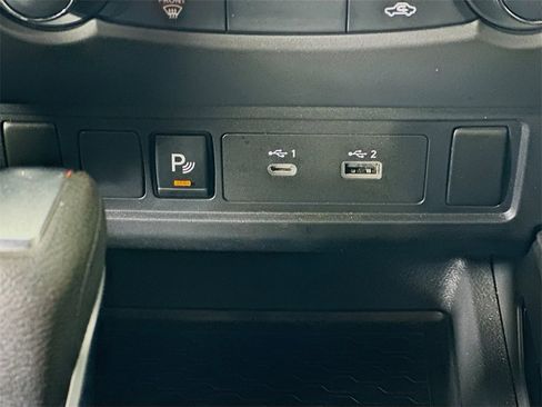 Used 2023 Nissan Frontier SV w/ Midnight Edition Package image 31