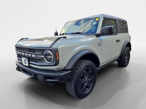 Used 2024 Ford Bronco Black Diamond image 6