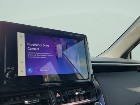 Used 2024 Toyota Corolla Cross XSE w/ Convenience Package image 29