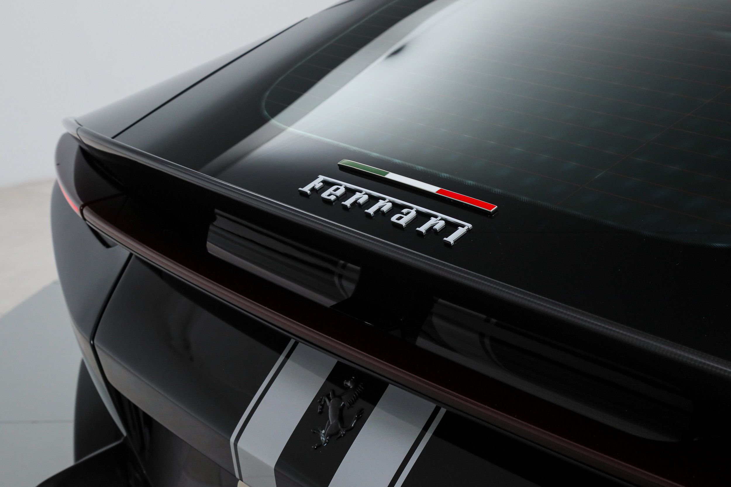 Certified 2025 Ferrari 12Cilindri RWD image 31
