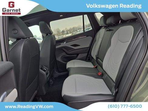 New 2026 Volkswagen Tiguan SE R-Line image 14