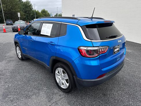 Used 2022 Jeep Compass Latitude FWD image 5