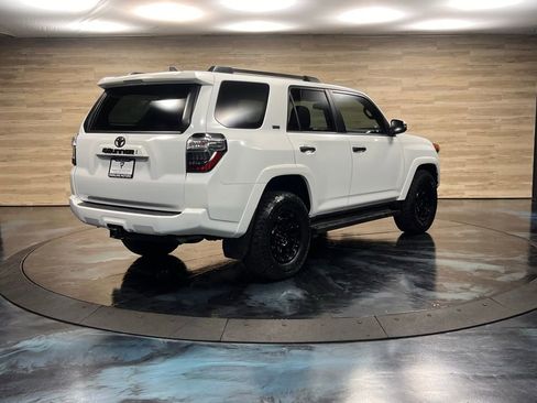 Used 2024 Toyota 4Runner SR5 Premium w/ Moonroof Package RWD image 14