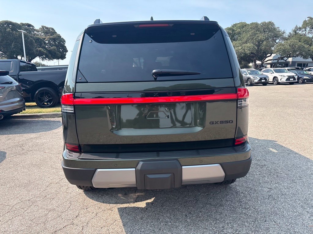 Certified 2026 Lexus GX 550 AWD/4WD image 4