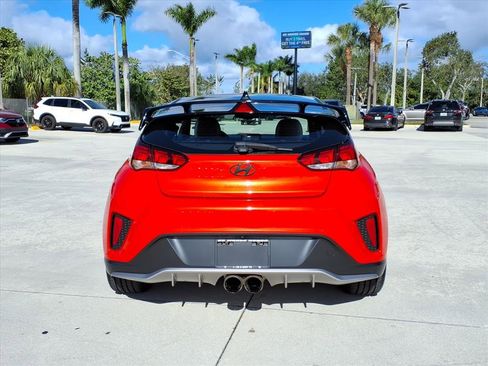Used 2019 Hyundai Veloster Turbo Ultimate image 5