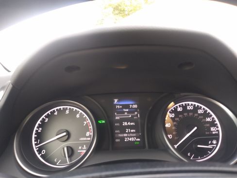 Used 2024 Toyota Camry SE FWD image 22