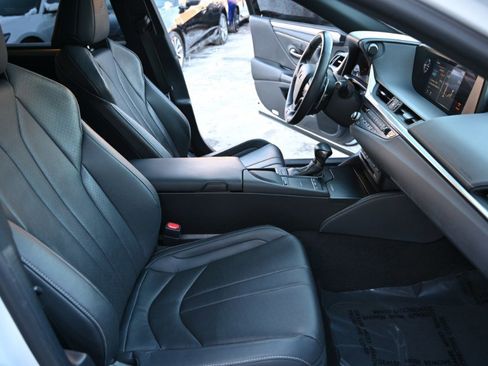 Used 2021 Lexus ES 350 F Sport w/ Accessory Package image 21