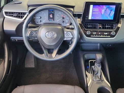 Used 2024 Toyota Corolla LE FWD image 25