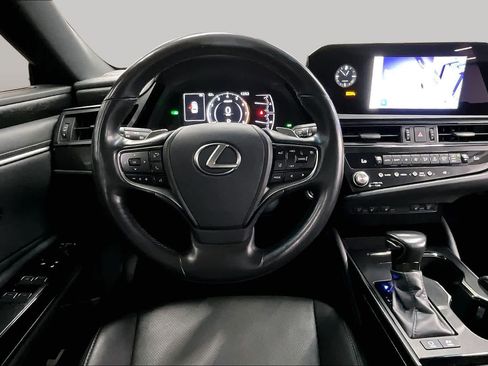 Used 2025 Lexus ES 300h w/ Premium Package FWD image 6