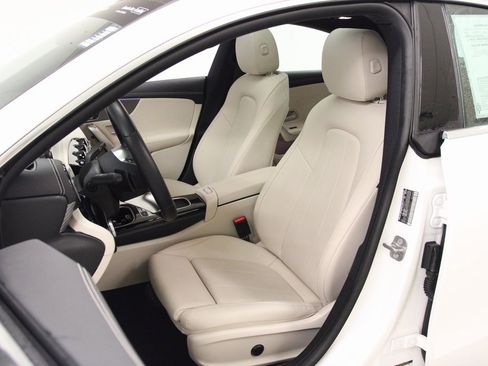 Certified 2025 Mercedes-Benz CLA 250 4MATIC image 19