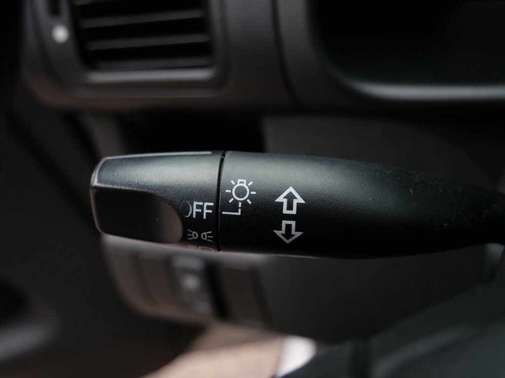 Used 2006 Honda CR-V LX image 24