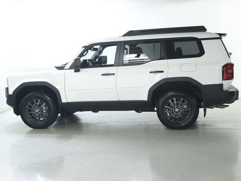 Used 2025 Toyota Land Cruiser 1958 image 40