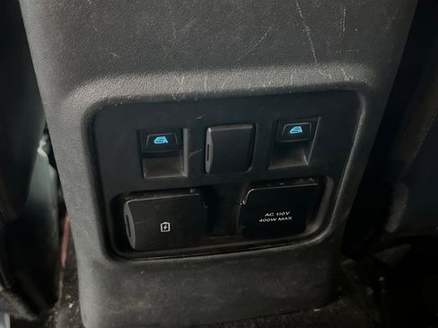 Used 2024 Ford Bronco Outer Banks AWD/4WD image 19