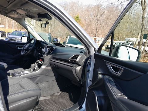 Used 2023 Subaru Forester Premium AWD/4WD image 35