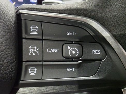 New 2025 Jeep Grand Cherokee Altitude AWD/4WD image 6