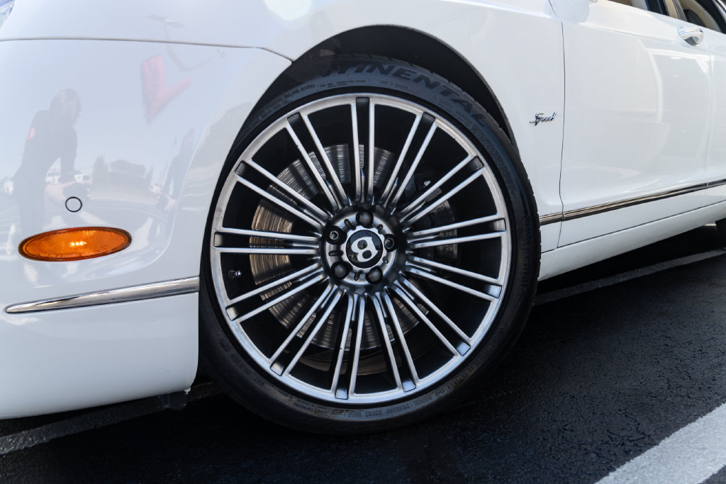Used 2012 Bentley Flying Spur Flying Spur Speed AWD/4WD image 2