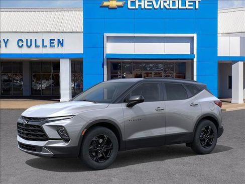 New 2025 Chevrolet Blazer LT w/ Midnight/Sport Edition image 2