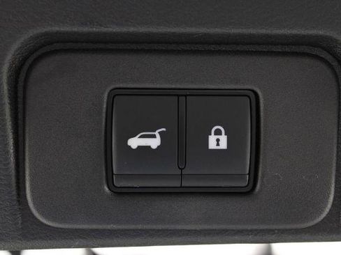 Certified 2023 Nissan Rogue SL image 17