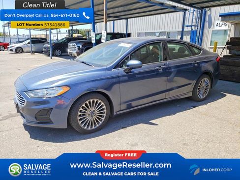 Used 2019 Ford Fusion SE FWD image 1