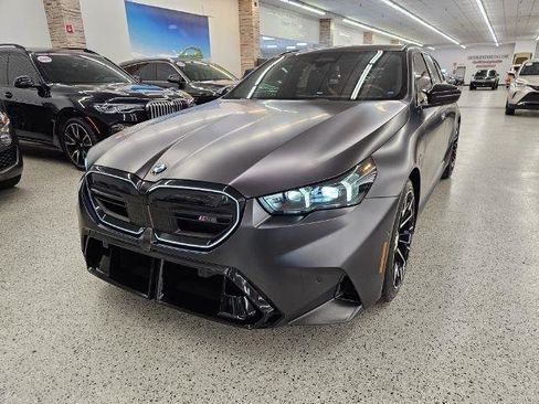 Used 2025 BMW M5 Touring w/ M Driver's Package AWD/4WD image 1