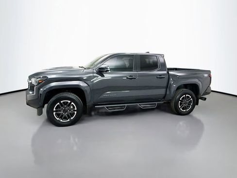 Used 2024 Toyota Tacoma TRD Sport image 4