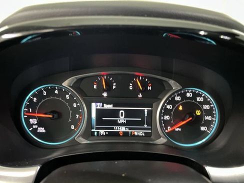 Used 2019 Chevrolet Traverse LT FWD image 12