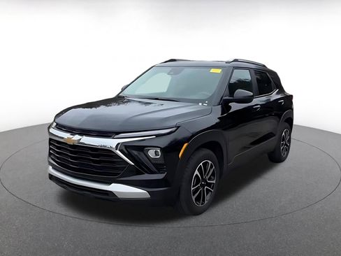 Used 2025 Chevrolet TrailBlazer LT image 7